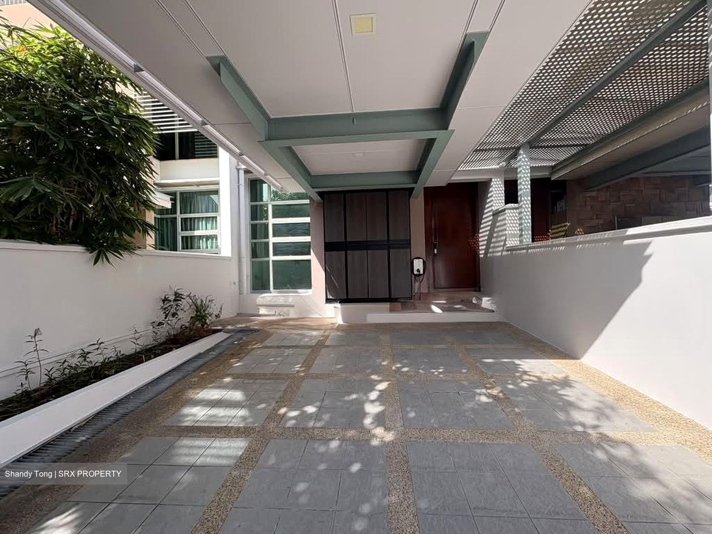 Chuan Vale (D19), Terrace #561318911